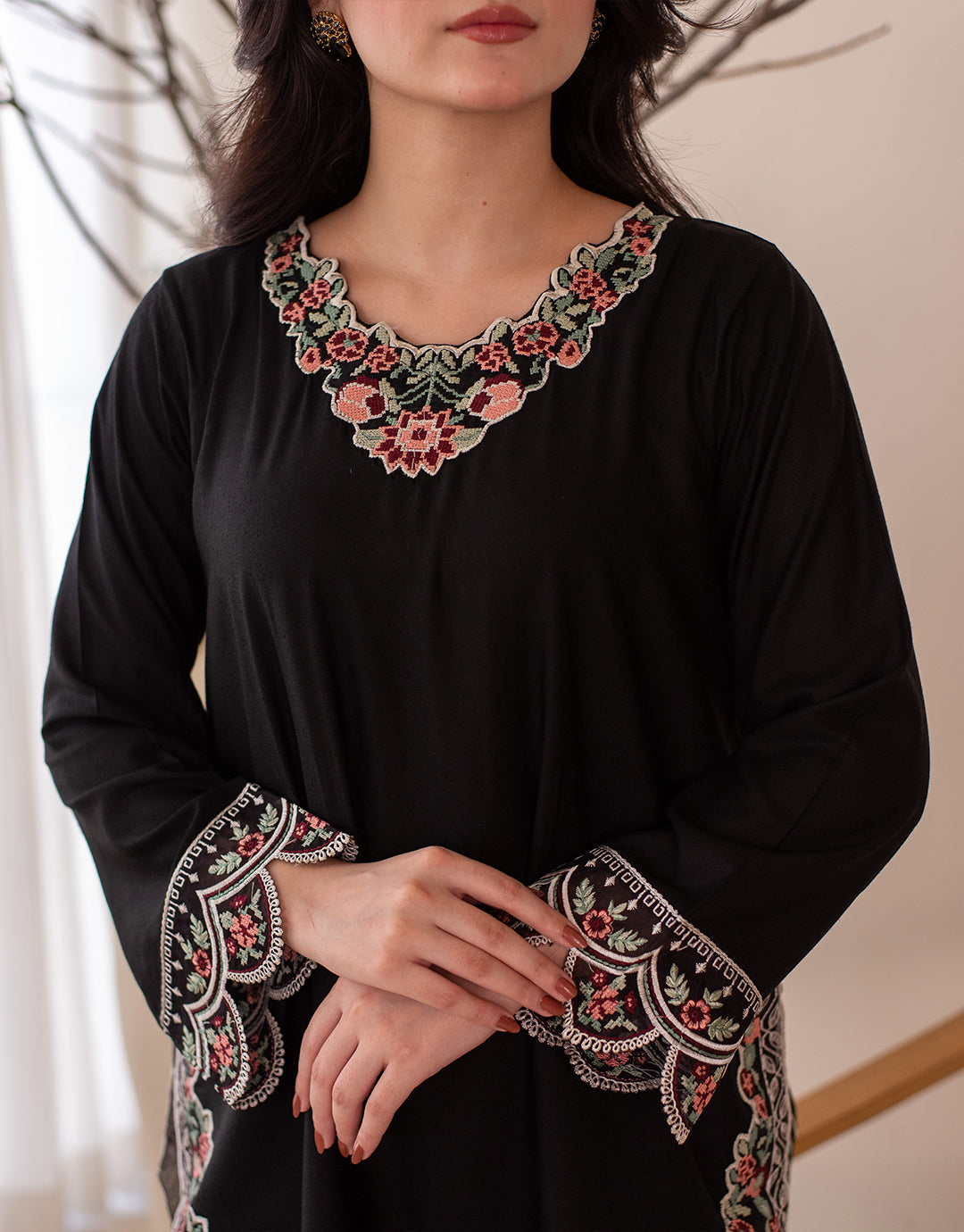 3 Piece Karandi Embroidered Dress - Zahra