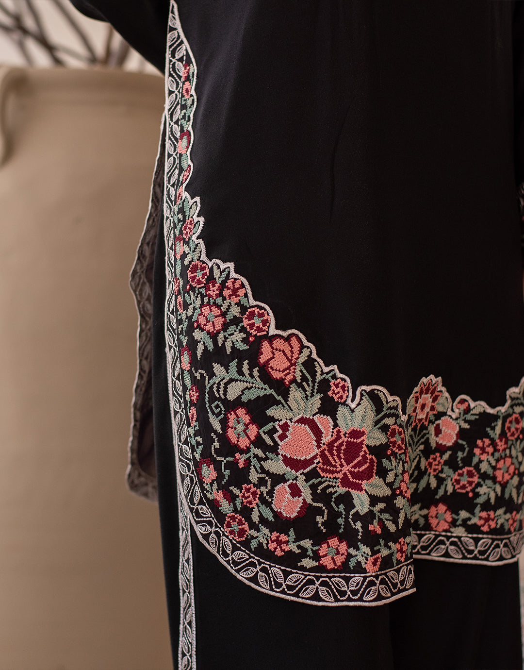 3 Piece Karandi Embroidered Dress - Zahra