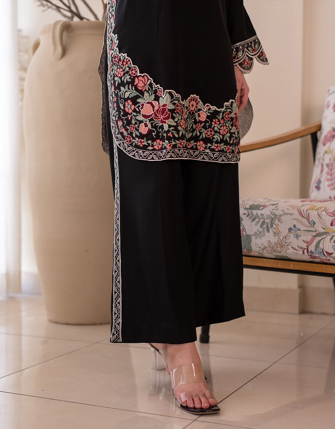 3 Piece Karandi Embroidered Dress - Zahra