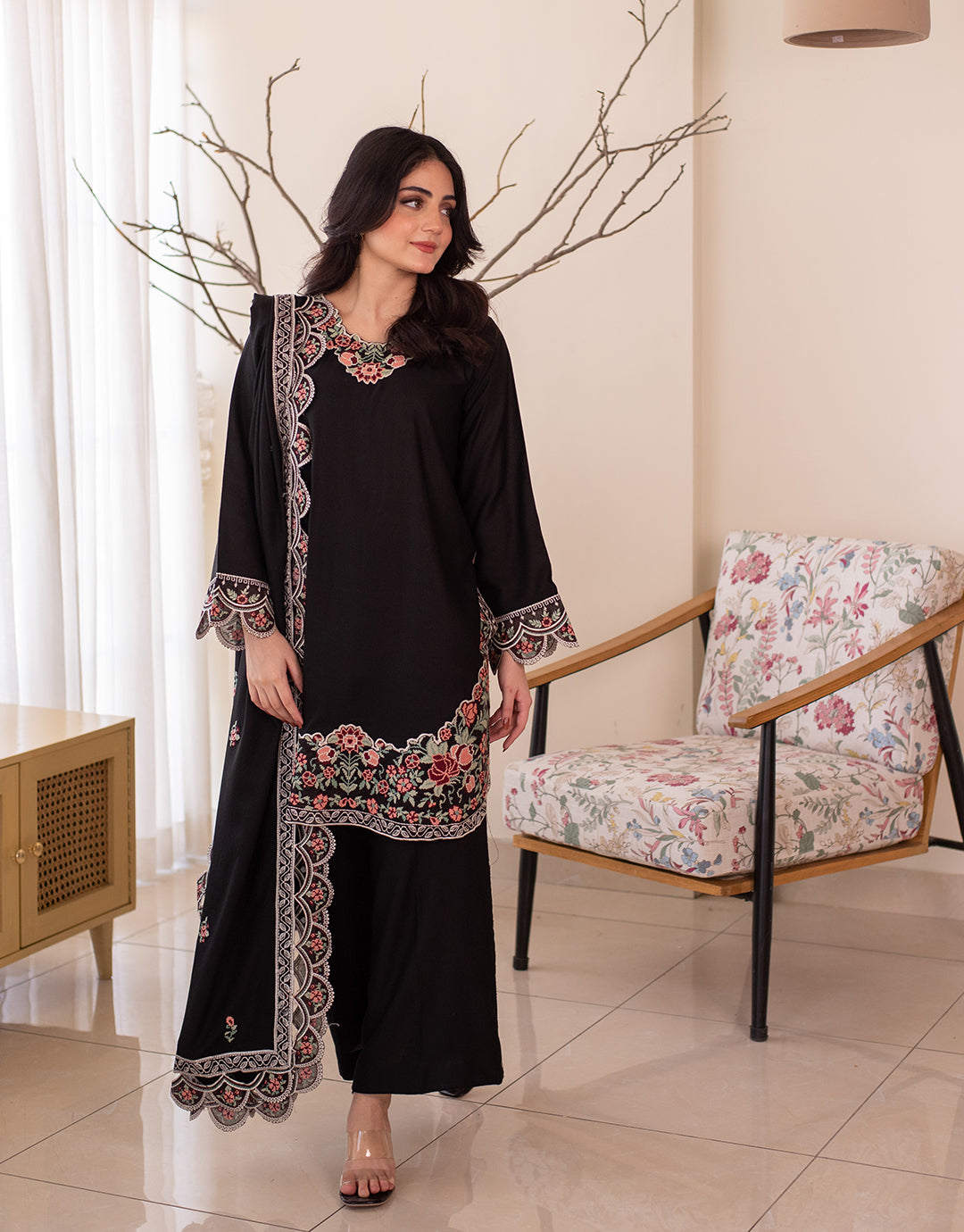 3 Piece Karandi Embroidered Dress - Zahra