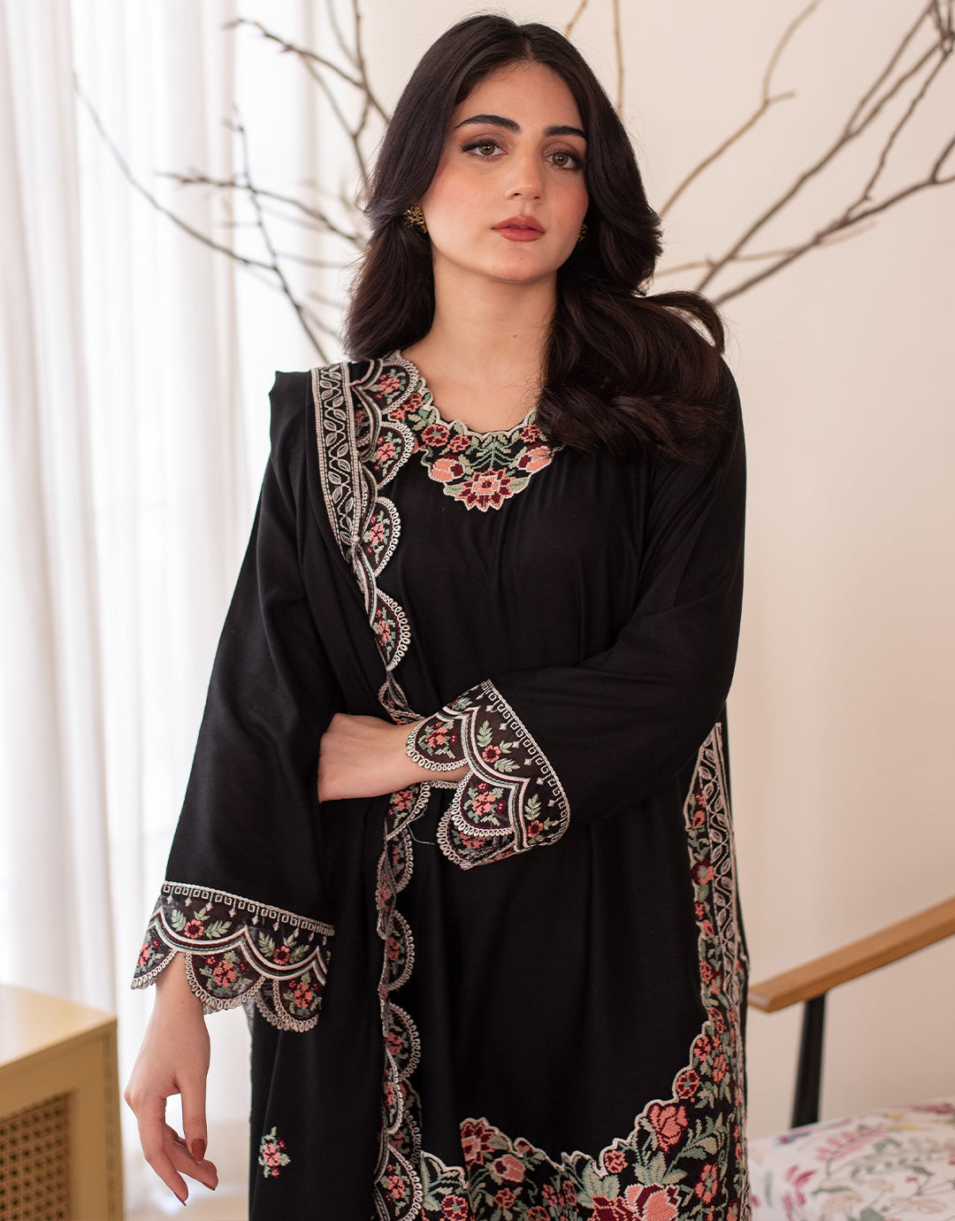 3 Piece Karandi Embroidered Dress - Zahra